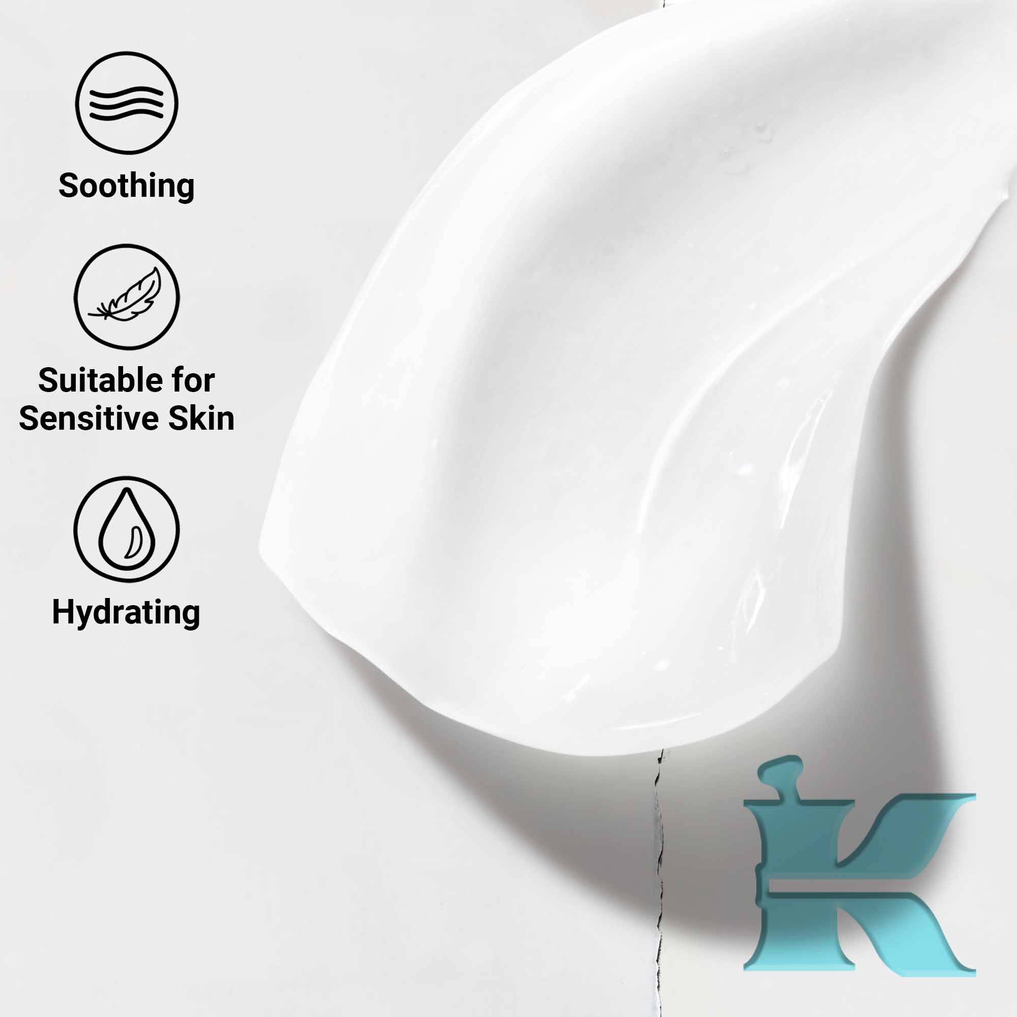 Krupni plan teksture Ultra Facial Oil-Free Gel Cream koja prikazuje umirujuće, hidratantne prednosti i prikladnost za osjetljivu kožu.