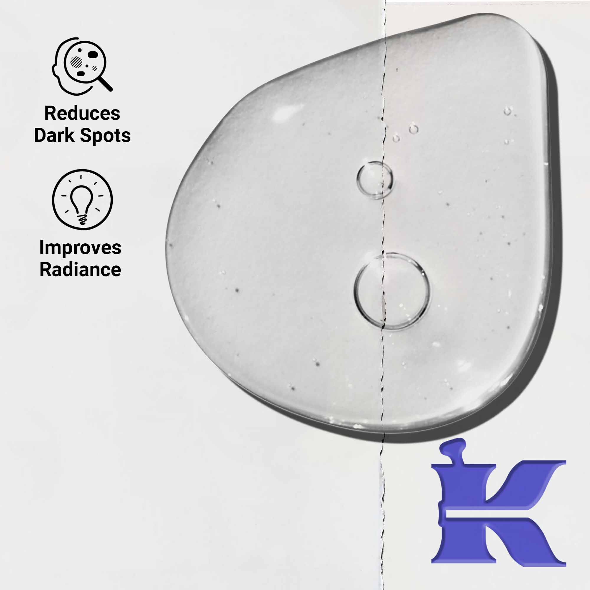 Krupni plan teksture Clearly Corrective Dark Spot Solution koja prikazuje prozirne kapljice tekućine.